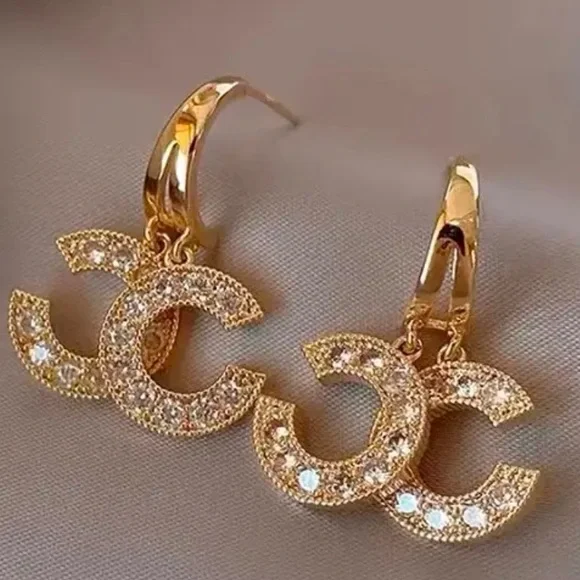 NEW CC Elegant Earrings Fashion Gold Tone with Rhinestones Letter Studs - Picture 2 of 5